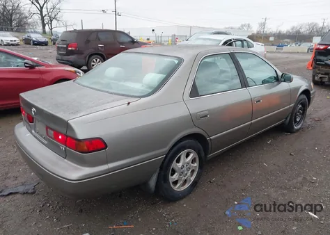 1999 Toyota Camry Le V6 from USA, damaged, VIN JT2BF22K6X0187068